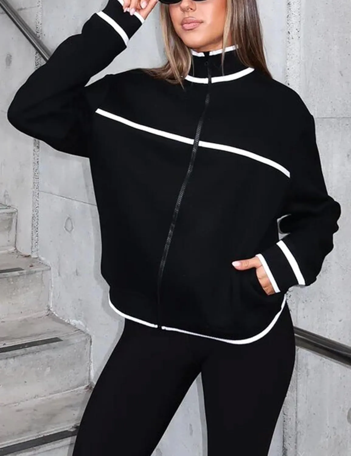Womens Zip Up Hoodies Jackets Oversized Sweatshirts Outerwear with Pockets
